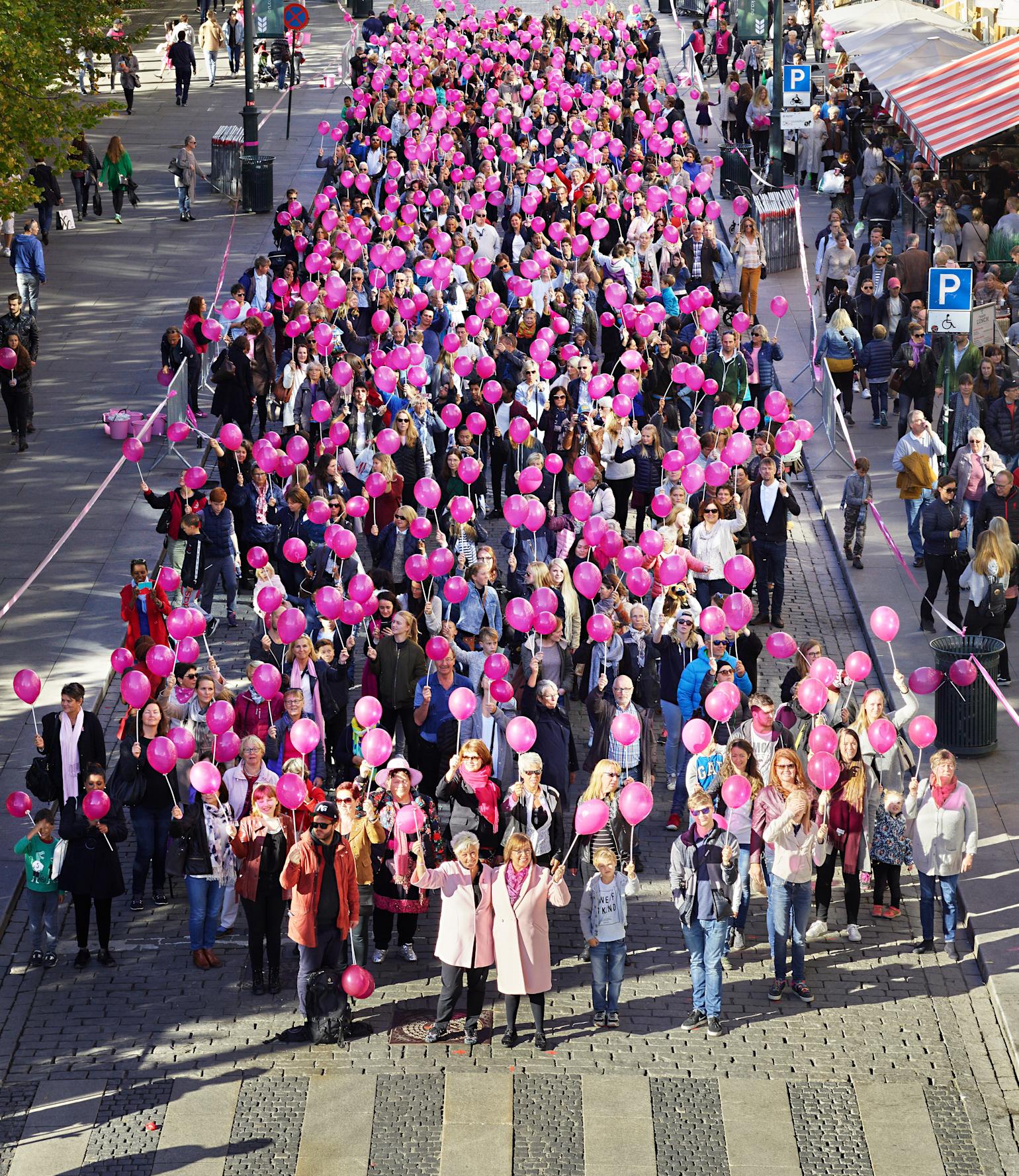 Sponsorvirskomheten - Rosa ballonger krediteres Steffen Aaland, Kreftforeningen